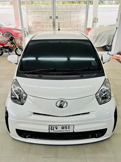 Toyota IQ 2011 1.0 Sedan เบนซิน ไม่ติดแก๊ส เกียร์อัตโนมัติ ขาว รูปที่ 4