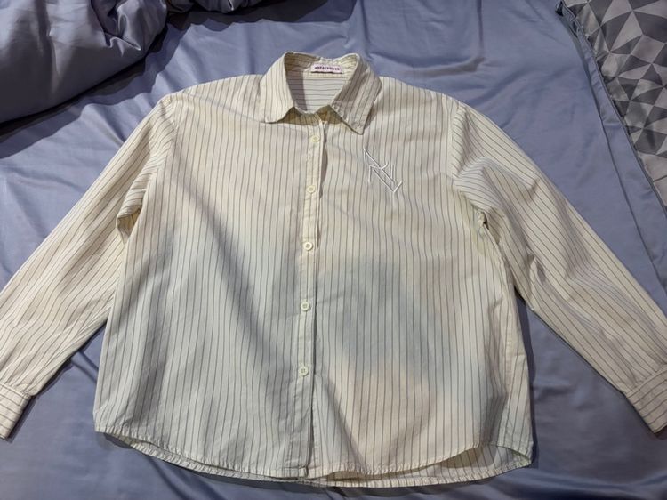 Used napatvogue.bkk (stripe cream)ไม่มีตำหนิสภาพดี หน้าร้านไม่มีแล้วค่ะ ขอดูเพิ่มเติมได้ค่ะ รูปที่ 2