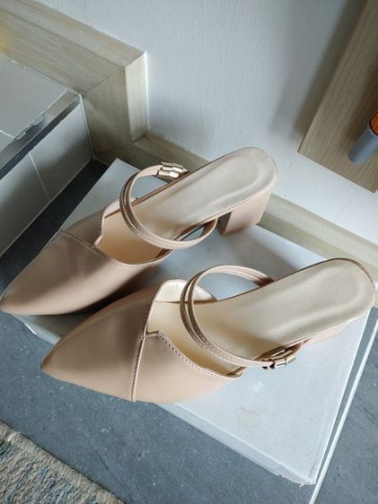 รองเท้า