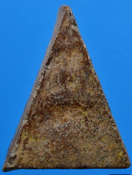 พระนางพญาพิมพ์เข่าโค้ง รูปที่ 5