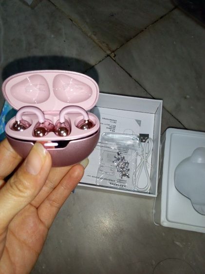 หูฟังไร้สายสวยหรูมีสไตล์