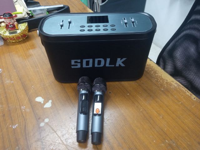 ลำโพงบลูทูธ sodlk รุ่น 1271 พลัส พร้อมไมค์ร้องคาราโอเกะในตัว รูปที่ 2