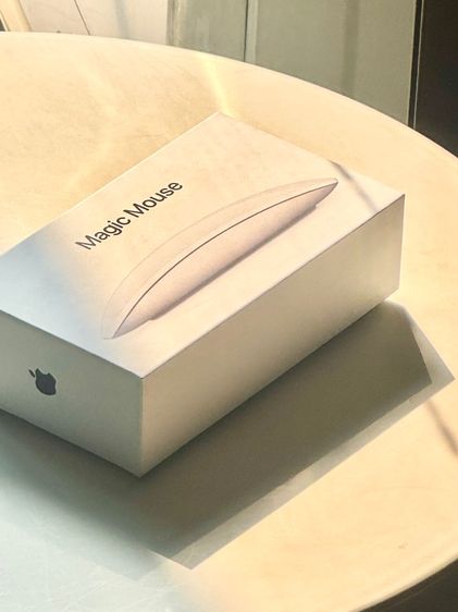 Apple Magic Mouse สีขาว ของแท้ สภาพใหม่กริ๊บ ใช้เพียง 2 ครั้ง 🤍 รุ่นชาร์จ Lightning
