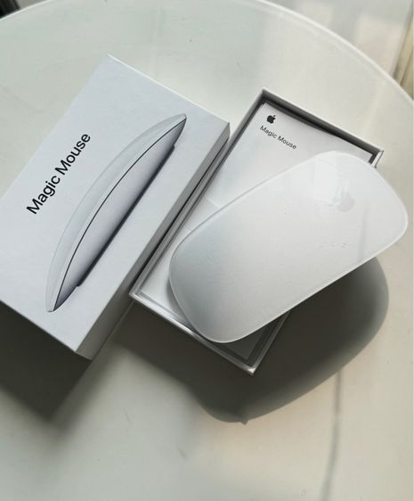 Apple Magic Mouse สีขาว ของแท้ สภาพใหม่กริ๊บ ใช้เพียง 2 ครั้ง 🤍 รุ่นชาร์จ Lightning รูปที่ 4