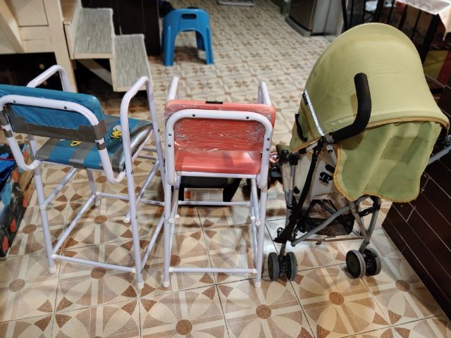 รถเข็นเด็ก เก้าอี้เสริม โต๊ะอาหาร บูสเตอร์ เสื้อคาดเอว  รูปที่ 15
