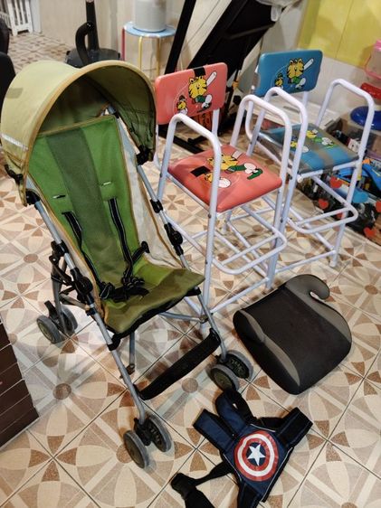 รถเข็นเด็ก เก้าอี้เสริม โต๊ะอาหาร บูสเตอร์ เสื้อคาดเอว  รูปที่ 8
