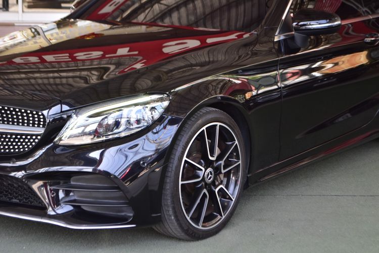 Mercedes-Benz C-Class 2021 C200 Sedan เบนซิน ไม่ติดแก๊ส เกียร์อัตโนมัติ ดำ รูปที่ 3