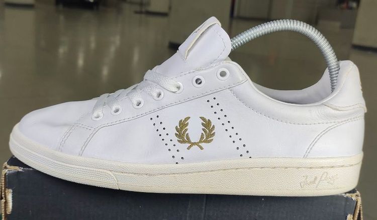 รองเท้า💥FRED PERRY💥ของแท้‼️พื้นนิ่ม เบา สวยๆ เดิมๆ สภาพดี💥มี 3คู่ไซร์ 39,41,43 รูปที่ 8