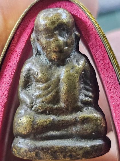 หลวงพ่อเงิน วัดบางคลาน พิมพ์นิยม