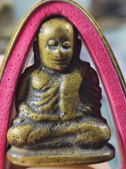 หลวงพ่อเงิน วัดบางคลาน พิมพ์นิยม