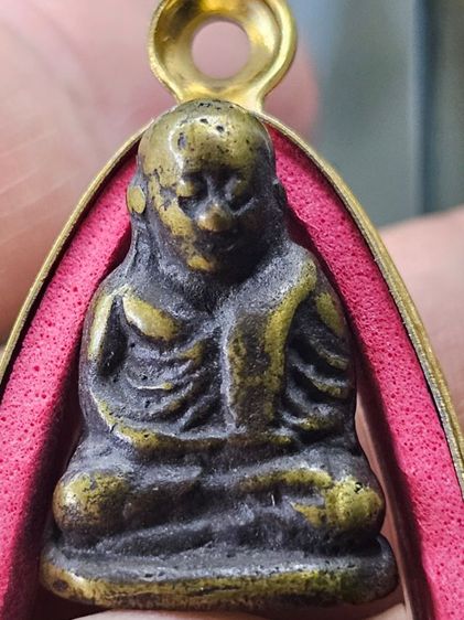 หลวงพ่อเงิน พิมพ์ขี้ตาห้าชาย วัดบางคลาน