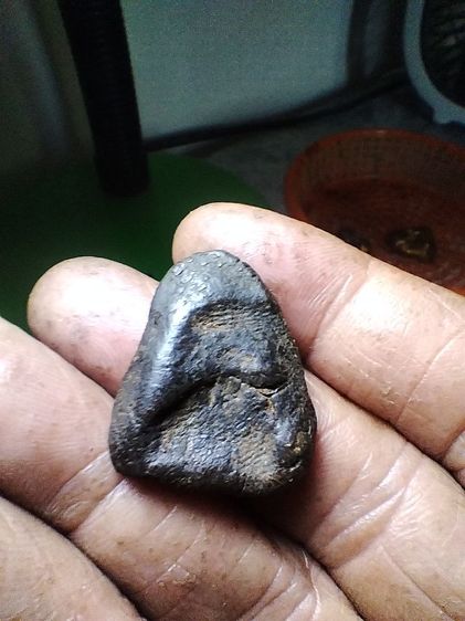 พระปิดตาเนื้อผง รูปที่ 2