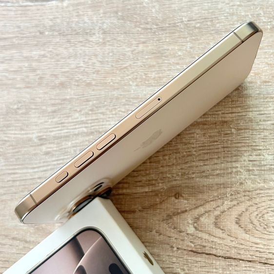 iPhone 16 Pro Max 256 Desert แบต 94 มีรอยถลอกใหญ่ เครื่องเดิมๆ ใช้งานปกติทุกอย่าง ครบกล่อง รูปที่ 10
