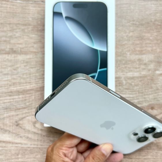 ขายเทิร์น iPhone 16 Pro Max 256 แบต 100 ประกัน เมษา 69 สวยกริ๊บเดิมๆ ใช้ถนอม ครบกล่อง รูปที่ 11