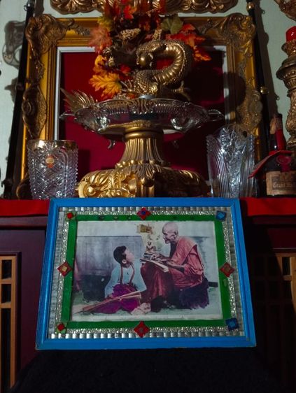 กรอบรูปเสด็จพ่อ ร. 5 กับสมเด็จโต แท้เดิมสภาพเยี่ยมเก่าโบราณ รูปที่ 9