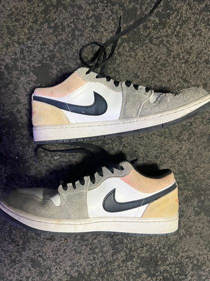 Air Jordan 1 Low SE สี Black Sundial Magic Ember ไซซ์ US9 UK8