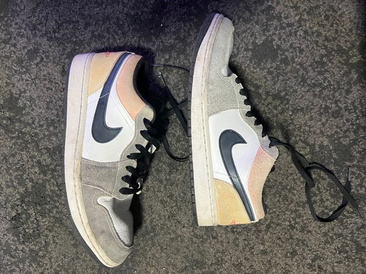 Air Jordan 1 Low SE สี Black Sundial Magic Ember ไซซ์ US9 UK8 รูปที่ 2