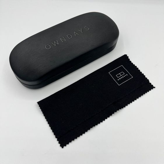 กล่องแว่น และ ผ้าเช็ดแว่น OWNDAYS