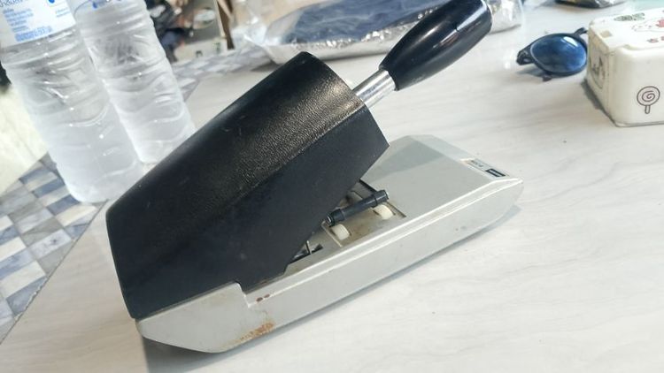 เครื่องปั๊มตัวเลขบนเช็อ งานเก่าหายาก รูปที่ 5