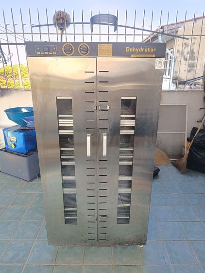 ตู้อบแห้งหรือตู้อบลมร้อนอเนกประสงค์(Dehydrator) ขนาด 24 ชั้น 24 ถาด