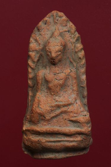 พระรอดลำพูนสวยๆค่ะเก่าค่ะ