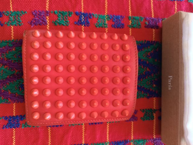 กระเป๋าตังค์ใบสั้น Christian Louboutinมือสองของแท้ รูปที่ 2