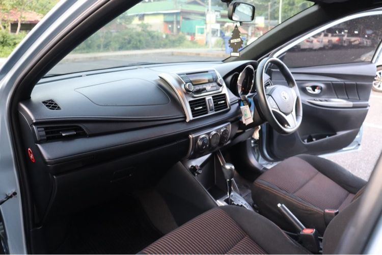 Toyota Yaris 2014 1.2 G Sedan เบนซิน ไม่ติดแก๊ส เกียร์อัตโนมัติ ฟ้า รูปที่ 4