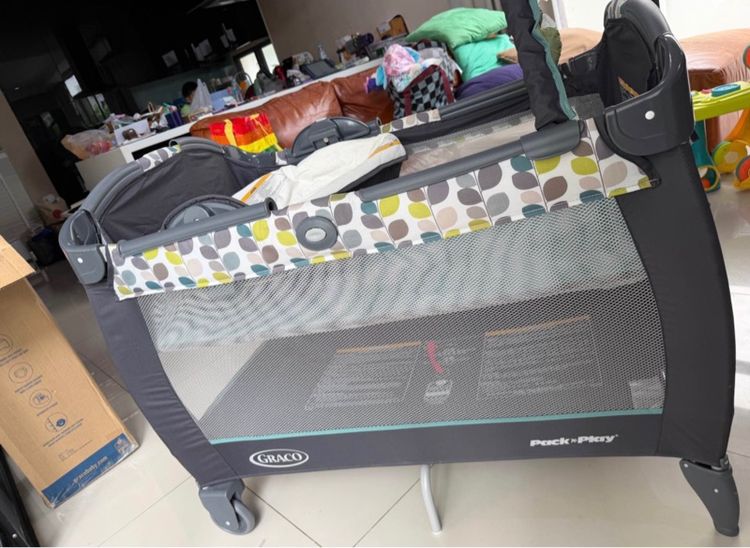 เตียงเด็ก Graco Pack ‘N Play Reversible Napper Changer  รูปที่ 3