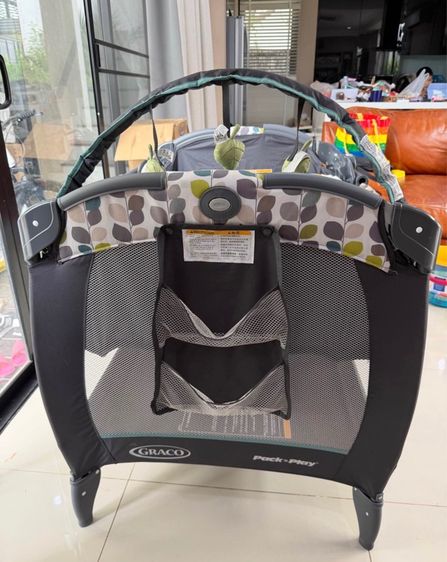 เตียงเด็ก Graco Pack ‘N Play Reversible Napper Changer  รูปที่ 2