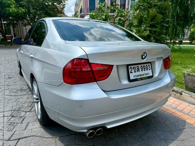 BMW Series 3 2010 320i Sedan เบนซิน ไม่ติดแก๊ส เกียร์อัตโนมัติ บรอนซ์เงิน รูปที่ 3