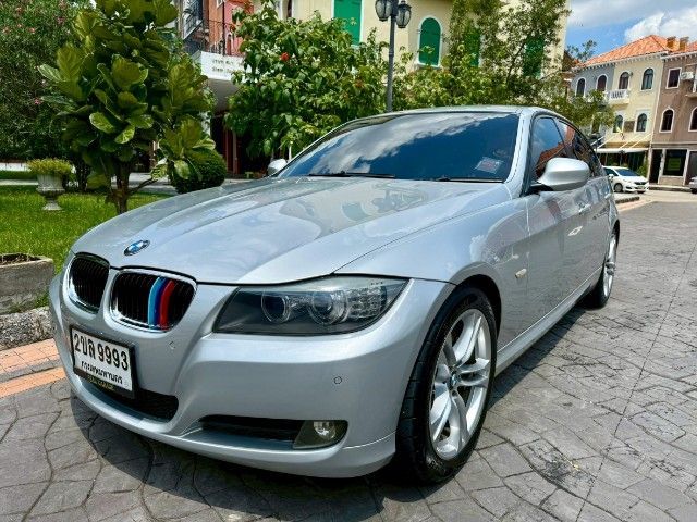 BMW Series 3 2010 320i Sedan เบนซิน ไม่ติดแก๊ส เกียร์อัตโนมัติ บรอนซ์เงิน รูปที่ 2