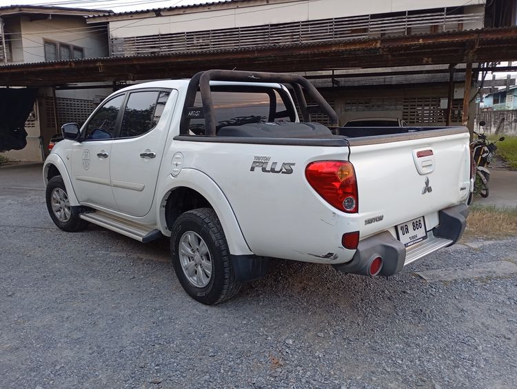 Mitsubishi Triton 2013 2.4 CNG Pickup เบนซิน NGV เกียร์ธรรมดา ขาว รูปที่ 4