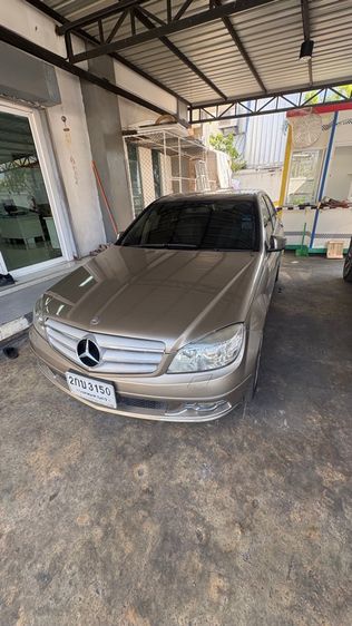 รถ Mercedes-Benz C-Class C200 สี น้ำตาล