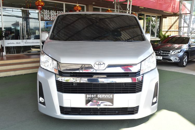 Toyota Hiace 2023 2.8 GL Van ดีเซล ไม่ติดแก๊ส เกียร์อัตโนมัติ บรอนซ์เงิน รูปที่ 2