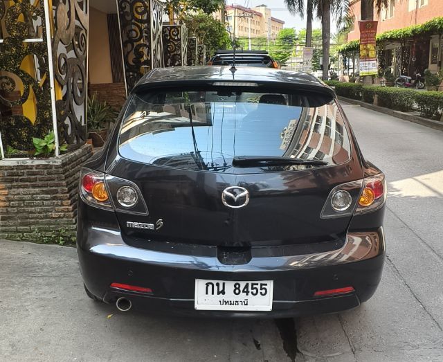 รถ Mazda Mazda3 2.0 R Sport สี ดำ
