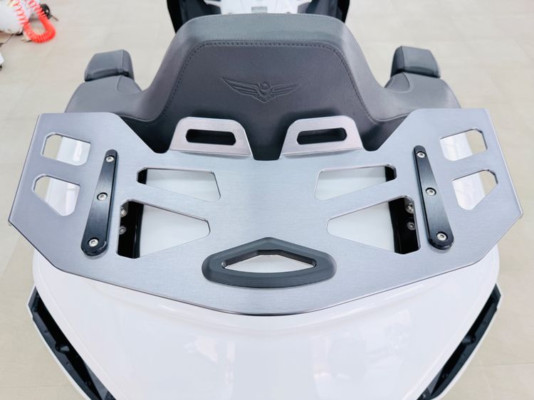 Honda New Goldwing DCT รุ่นTop สีขาว ปี23 รุ่นปัจจุบันกล่องท้ายใหญ่แล้ว 29xxxkm  คู่มือบุ้คเซอร์วิสครบ คันนี้สภาพเหมือนใหม่  รูปที่ 15