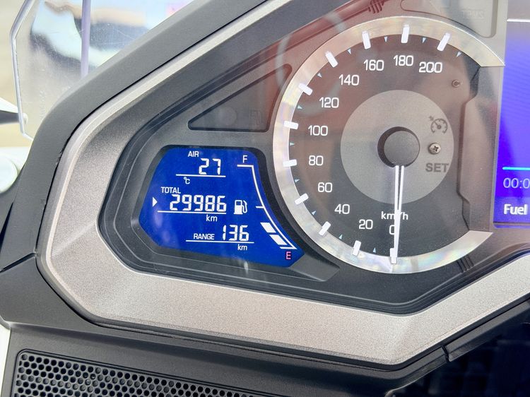 Honda New Goldwing DCT รุ่นTop สีขาว ปี23 รุ่นปัจจุบันกล่องท้ายใหญ่แล้ว 29xxxkm  คู่มือบุ้คเซอร์วิสครบ คันนี้สภาพเหมือนใหม่  รูปที่ 13