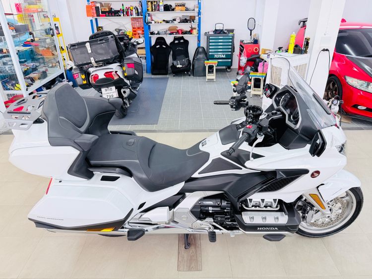 Honda New Goldwing DCT รุ่นTop สีขาว ปี23 รุ่นปัจจุบันกล่องท้ายใหญ่แล้ว 29xxxkm  คู่มือบุ้คเซอร์วิสครบ คันนี้สภาพเหมือนใหม่  รูปที่ 11
