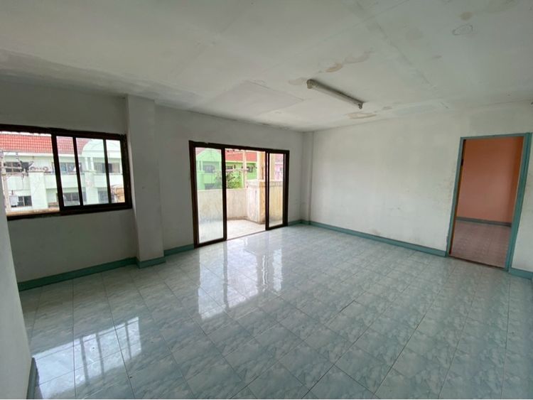 โกดังขาย เช่าราคาถูก