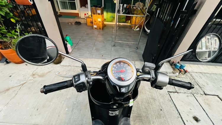 รถจักรยานยนต์ Scoopy i ปี 2014 รูปที่ 6