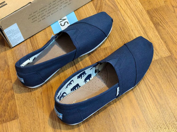 TOMS Classic Navy Canvas US 9 รูปที่ 3