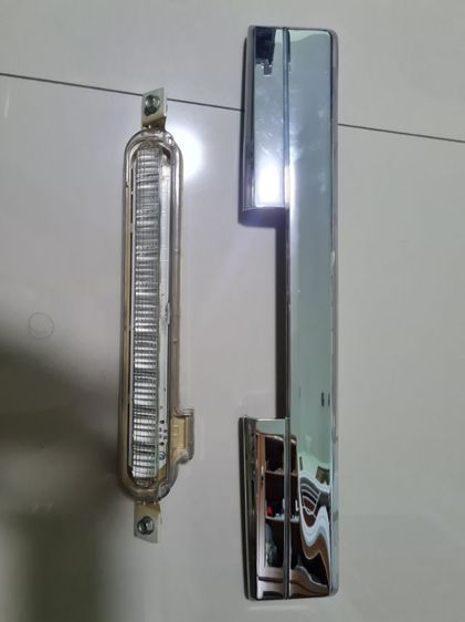 ขายไฟเบรคกระบะท้ายพร้อมฝาครอบ โครม้มี่ยมมีช่องใส่กล่อง ไทตัน 2022 รูปที่ 2