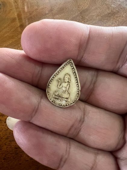 นางกวักเนื้อพลาสติกหลวงพ่อเดิม รูปที่ 3