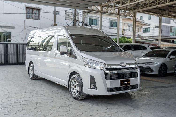 Toyota Commuter 2020 2.8 Van ดีเซล เกียร์อัตโนมัติ เทา รูปที่ 4