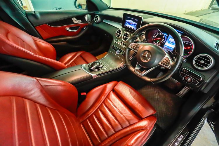 Mercedes-Benz C-Class 2016 C350 Sedan ไฮบริด ไม่ติดแก๊ส เกียร์อัตโนมัติ ดำ รูปที่ 4