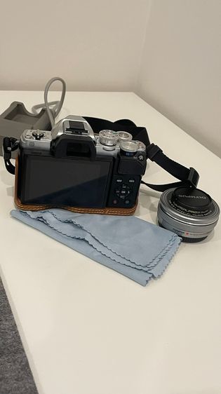 Olympus E-M10 III  เครื่องสวยมาก  รูปที่ 2