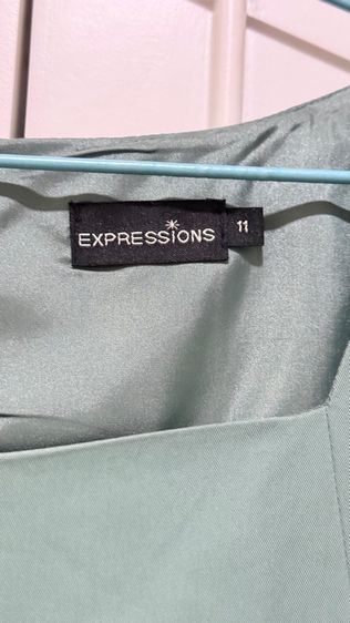 ชุดเดรสสีเขียว ยี่ห้อ expressions รูปที่ 3