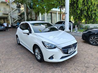 MAZDA 2 1.3 Sports Standard 2015
