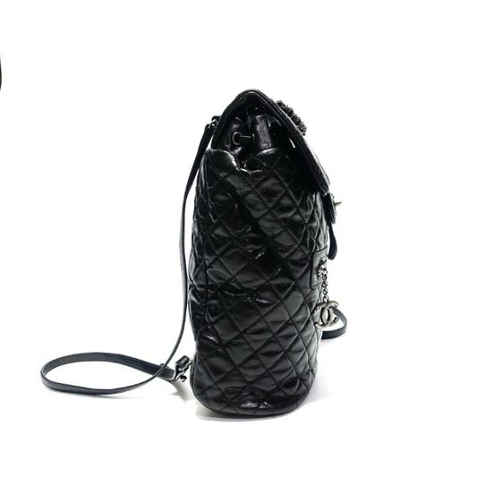 Used CHANEL
Paris-Salzburg Mountain Black quilted leather Backpack รูปที่ 4