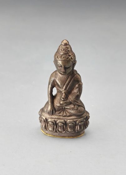 พระกริ่งวัดบวร